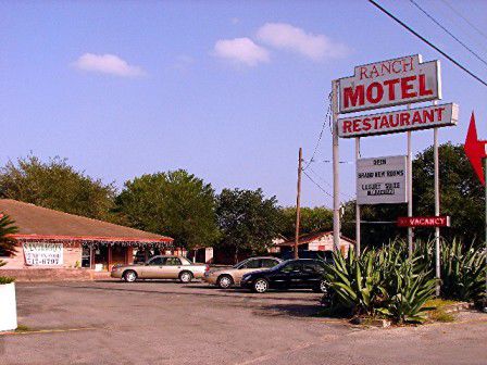 Lakeside Inn & Suites By Oyo Mathis I 37 外观 照片